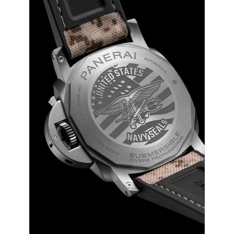 Panerai Submersible Navy SEALs Titanio PAM 1669 47mm 